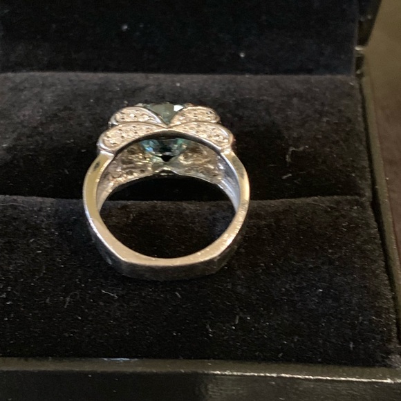 14K White Gold - Swiss Blue Topaz & Diamond Bow Style Cocktail Ring - Picture 5 of 6